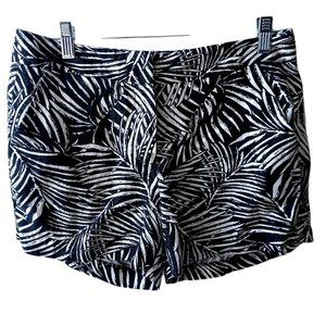 Saint Tropez West Black And White Leaf Print Tropical Linen Shorts